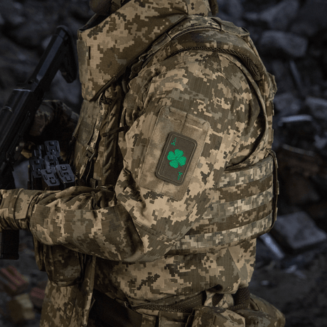 M-Tac Patch Lucky Card (Embroidered) in Cordura 500D with embroidered clover symbolizing luck and protection, on a garment.