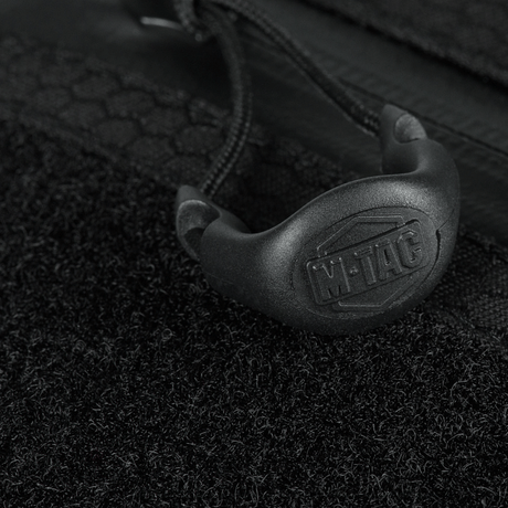 Detail of M-Tac Sling Pistol Bag Elite Hex with Velcro, close-up of zipper.