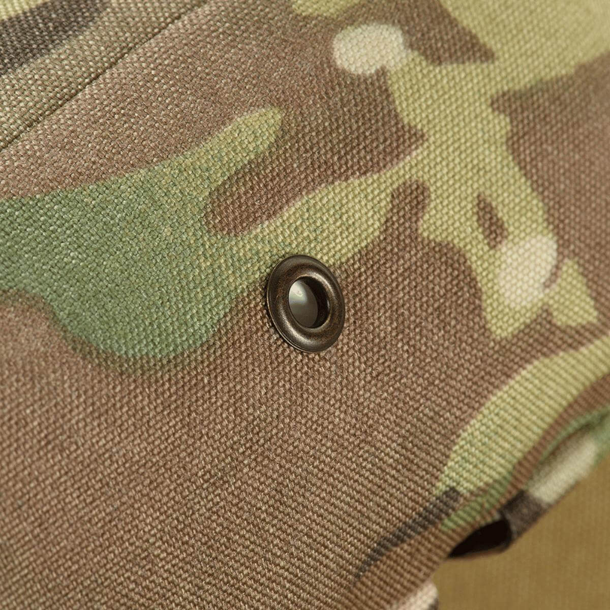 Detalje af M-Tac Utility Taske Elite Small i Cordura 500D med MOLLE-system og Laser Cut-teknologi i camo design.