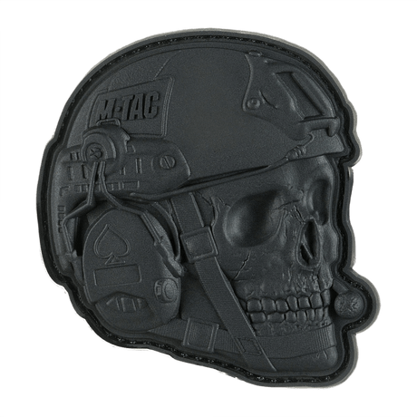 M-Tac Patch Operator 3D PVC with realistic skull design and Velcro for clothing and tactical gear, 6 x 7 cm, PVC material.