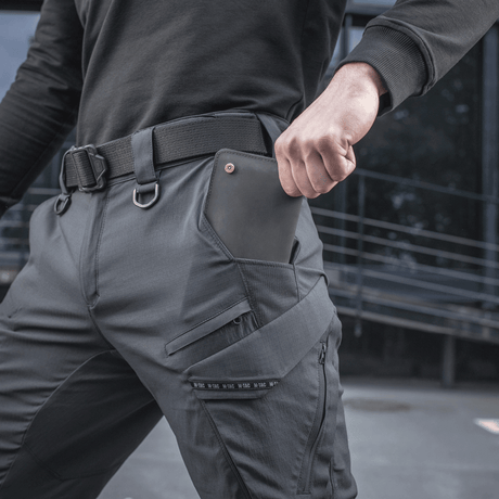 M-Tac Bukser Aggressor Summer Flex i Rip-Stop nylon, ideel til taktisk brug og komfort i varmt vejr, med funktionelle lommer.