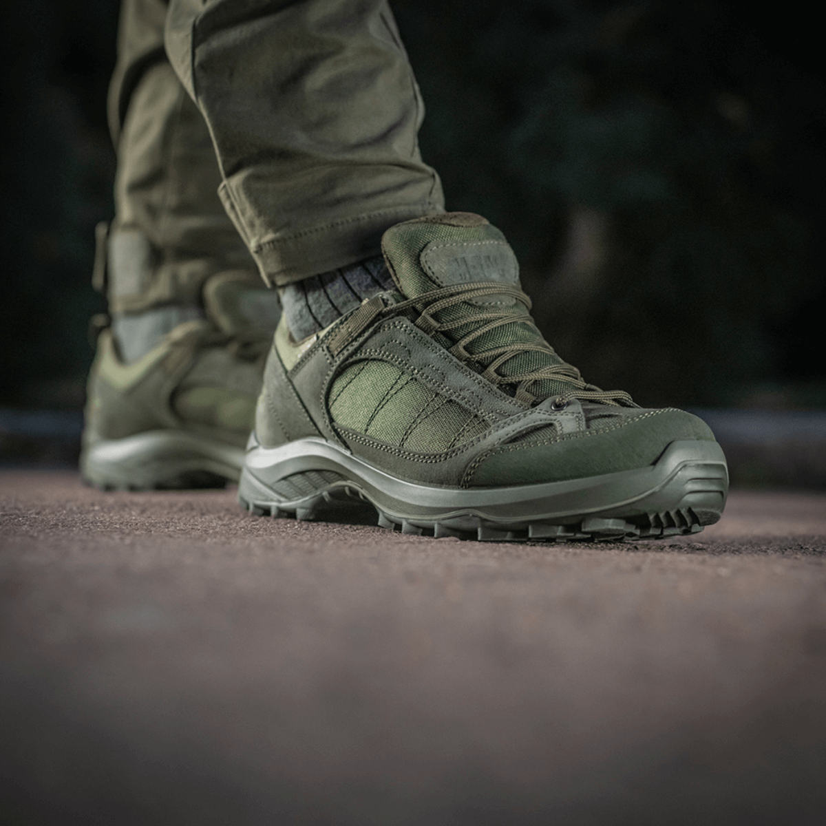 Tactical Sneakers Demi-Season – Let og komfortabel, moderne outdoor sko i naturlæder, perfekt til trekking og trail running.