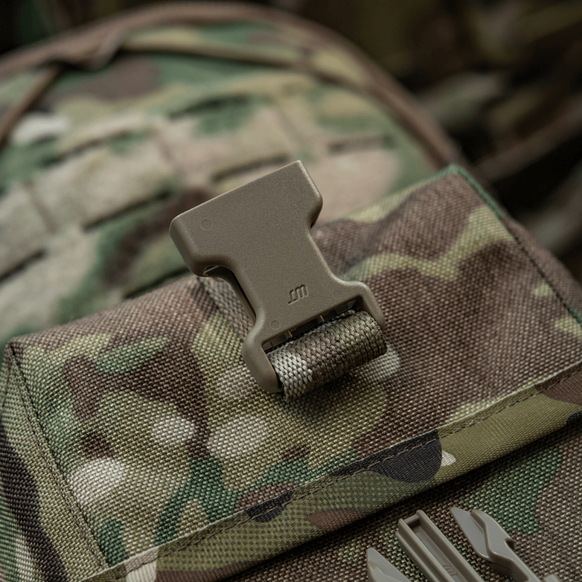 M-Tac Taske til Natkikkert PVS-14 med fastex-lukning og camouflagemønster for sikker opbevaring og transport af natkikkerter.