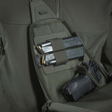 M-Tac Double Mag Pouch Hook Backed Magazine med to pistolmagasiner monteret i en taske med Velcro.