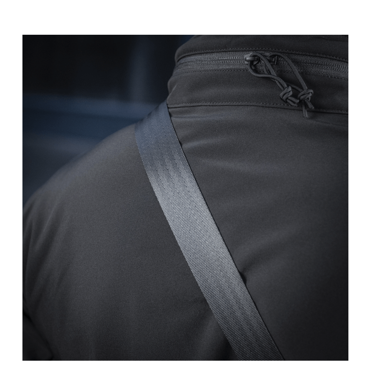 Detalje af remmen på M-Tac Satellite Magnettaske Gen. II Elite Hex, fremstillet af holdbart Cordura materiale.