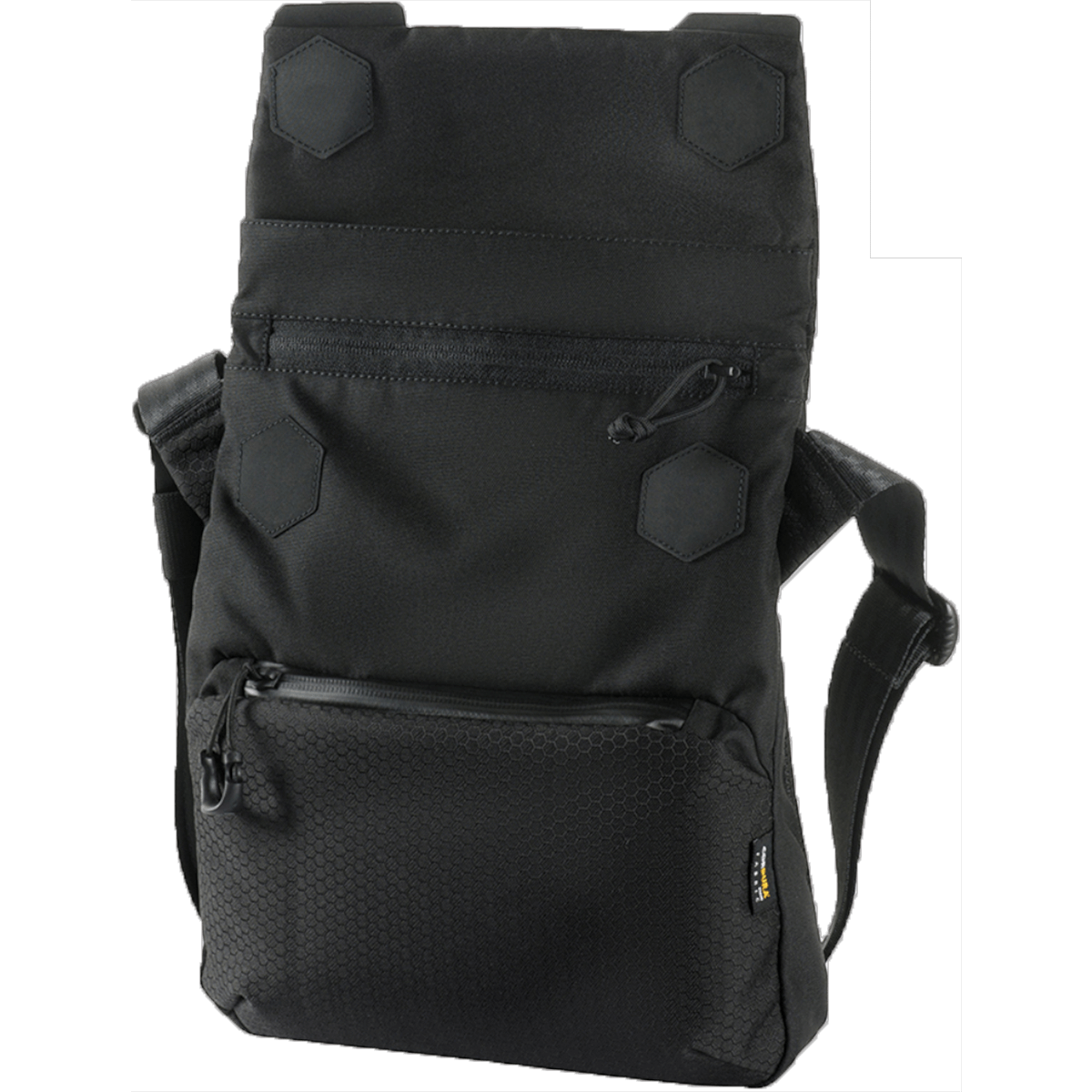 M-Tac Konvert Taske Elite i sort med justerbar skulderrem, lavet af slidstærk Cordura til komfort og hurtig adgang.