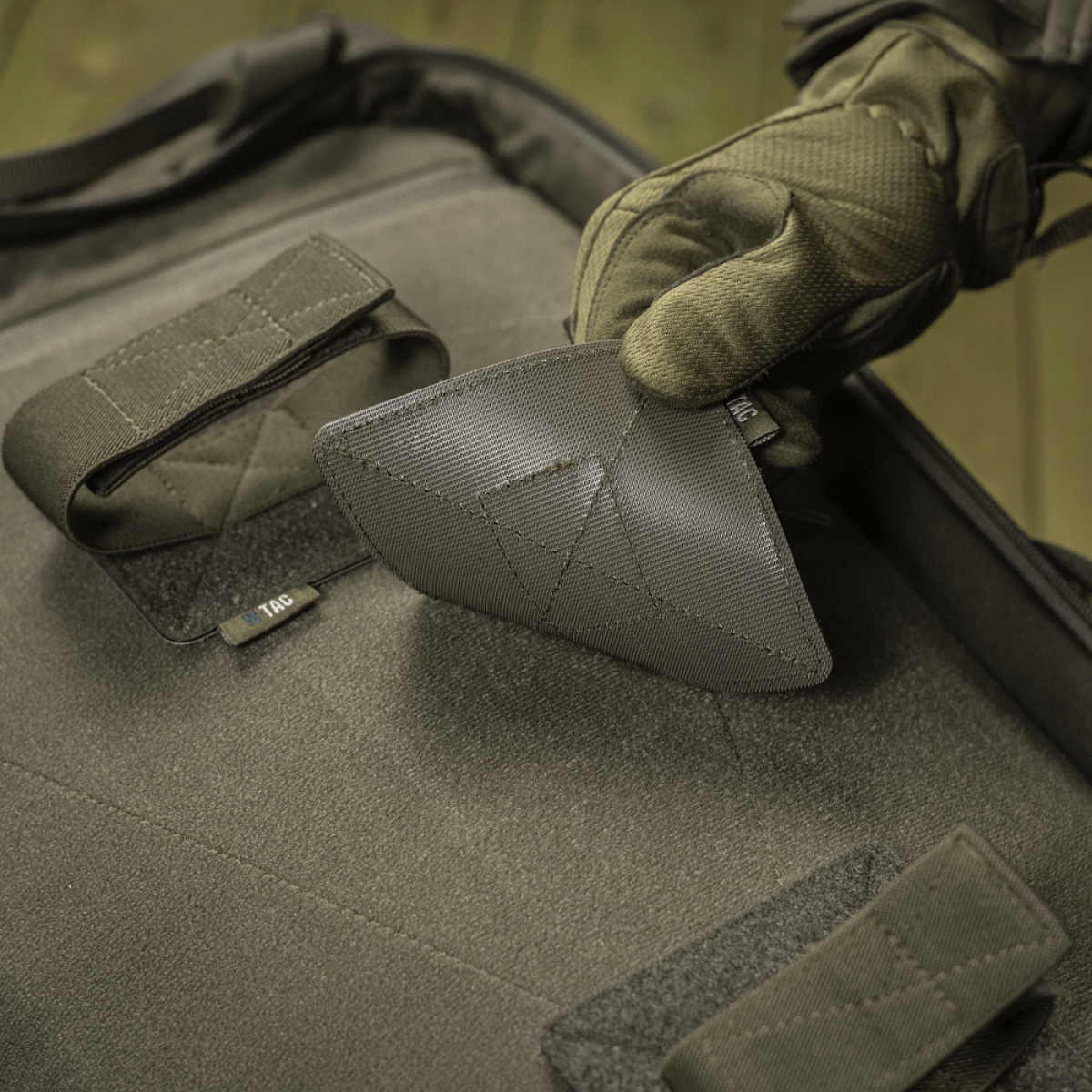 M‑Tac Indlæg til Rygsæk (3 stk) vist med justerbart indlæg og Velcro-fastgørelse for optimal fiksering i våbenkasse.