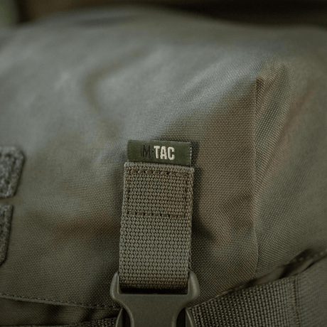 Detaljebillede af M-Tac Pouch Sukharka Gen.3 XL med Fastex-lukning og Cordura 500D materiale.