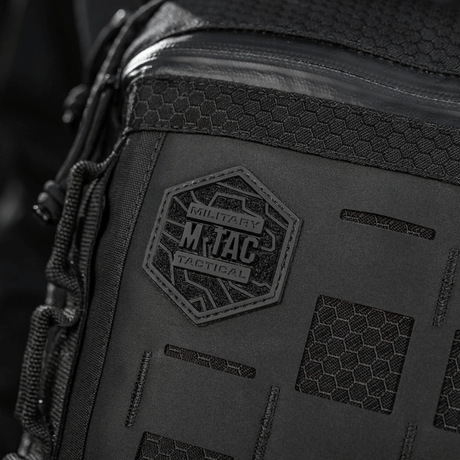 M-Tac Tablet Bag Laser Cut Hex med Cordura Hex materiale og Laser Cut MOLLE panel. Fremragende til EDC, tablets og dokumenter.