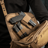 M-Tac Tablet Bag Laser Cut Hex med rum til skjult våben og hurtig adgangsfunktion.