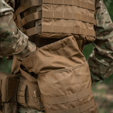 M-Tac Sukharka Gen.3 Pouch i robust Cordura 500D med MOLLE-interface, bruges af soldat i militært udstyr.