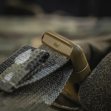 Nærbillede af M-Tac Sukharka Gen.3 Pouch med Woojin Plastic hardware