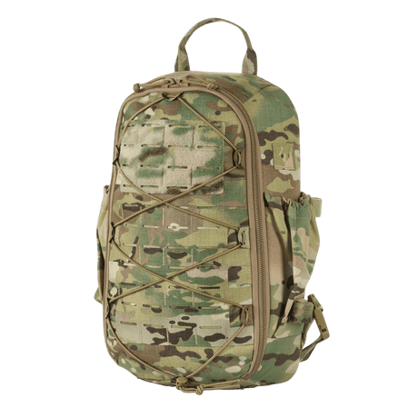 M-Tac STURM Elite Rygsæk med MOLLE Laser Cut frontpanel og camouflagemønster, ideel til taktiske udflugter i felten.
