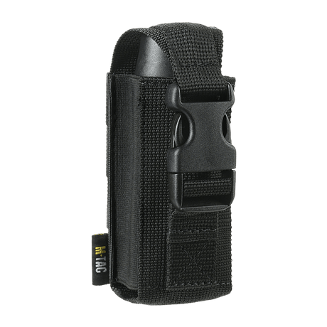 M-Tac Gasdåseholder Vertikal med MIL-SPEC strop og Woojin-lås til sikker opbevaring og nem adgang til beskyttelsesudstyr.