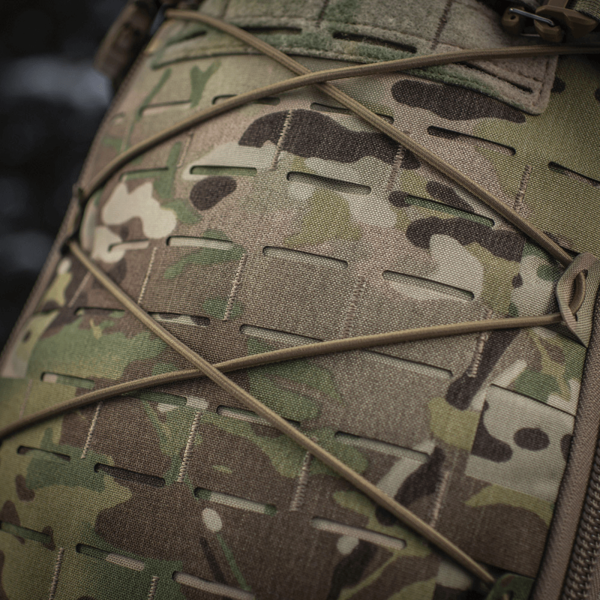 M-Tac Rygsæk Sturm Elite Gen.II med elastisk snøring og camouflagedesign, fremstillet af slidstærk Cordura materiale.