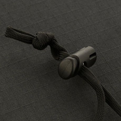 Snor og låsemekanisme på M-Tac Panama Rip-Stop hat designet til stabilitet i vindfulde forhold.