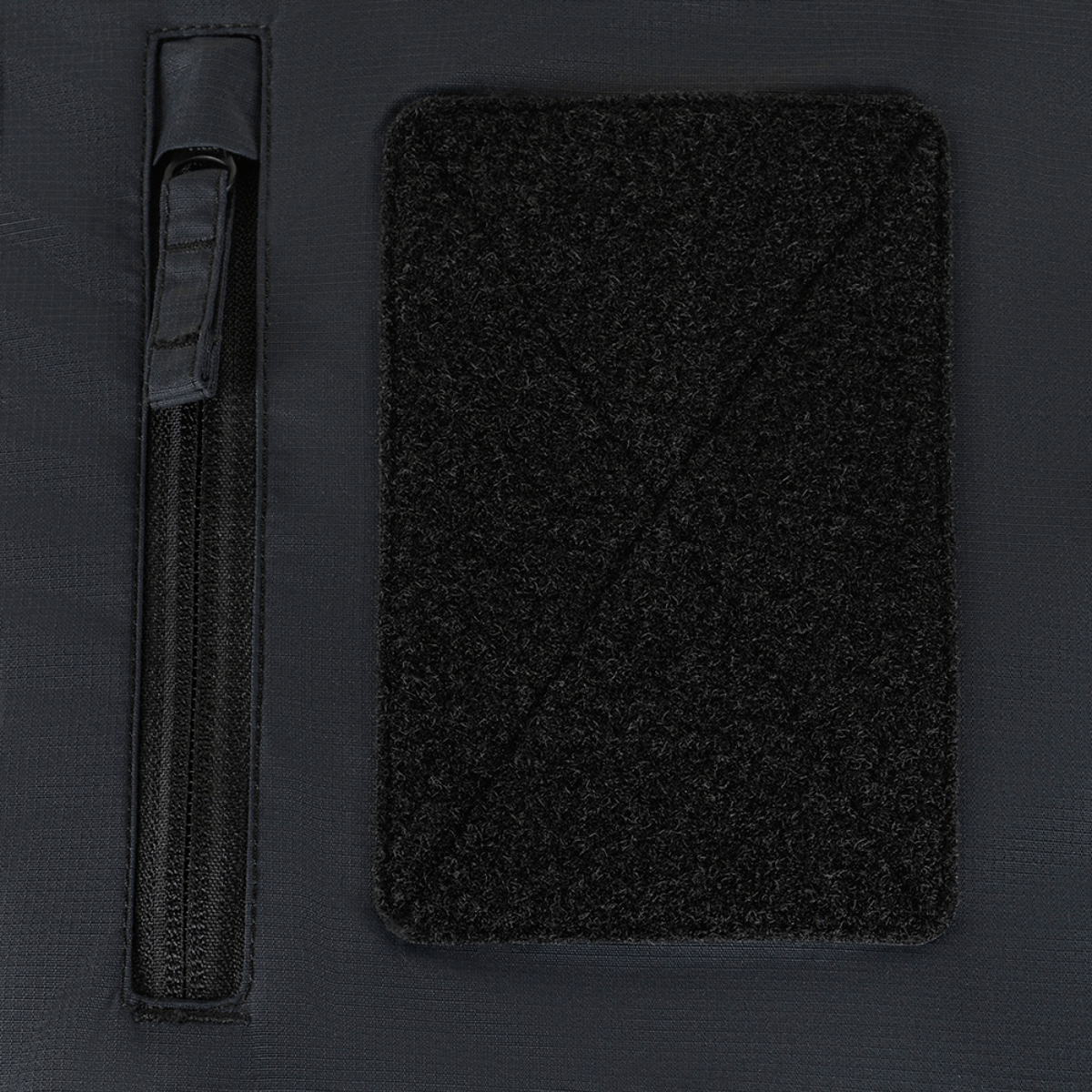 Detalje af M-Tac Alpha Gen.III Pro Vinterjakke med lynlås og forstærket område, varm og holdbar ved temperaturer ned til -20° C.