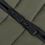 Nærbillede af lynlås på M-Tac Stalker Gen.III Jakke med M-Tac logo, viser høj kvalitet og moderne design.