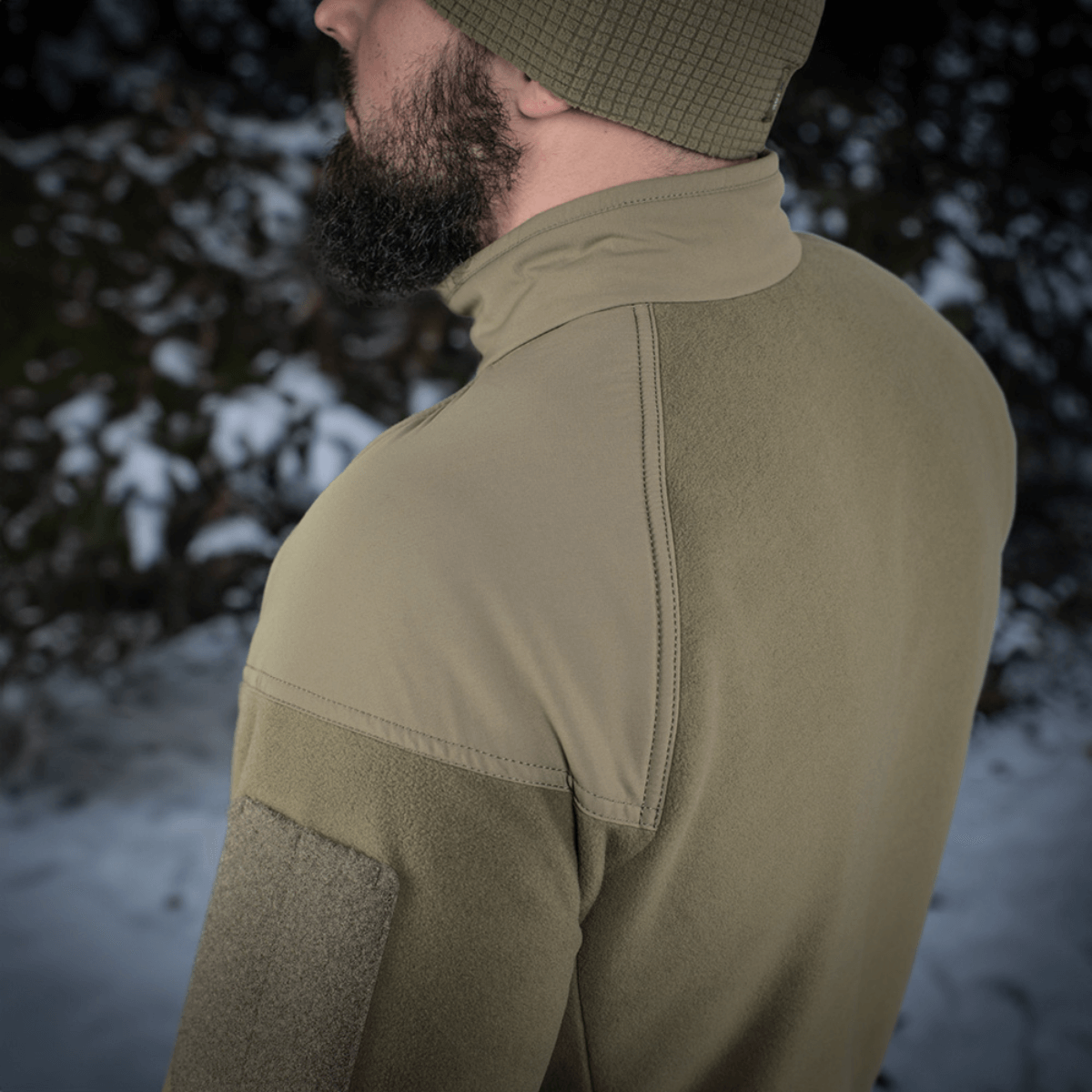 M-Tac Combat Fleece Polartec Jakke med avanceret design og funktionelle materialer, perfekt til taktisk og casual brug.