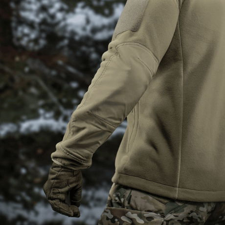M-Tac Combat Fleece Polartec Jakke med taktisk design og slidstærk Polartec® fleece, perfekt til både taktisk og casual brug.