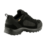 Tactical Sneakers Demi-Season – Let og komfortabel i sort, designet til trekking og outdoor-aktiviteter med holdbar sål og gummiforstærkning.