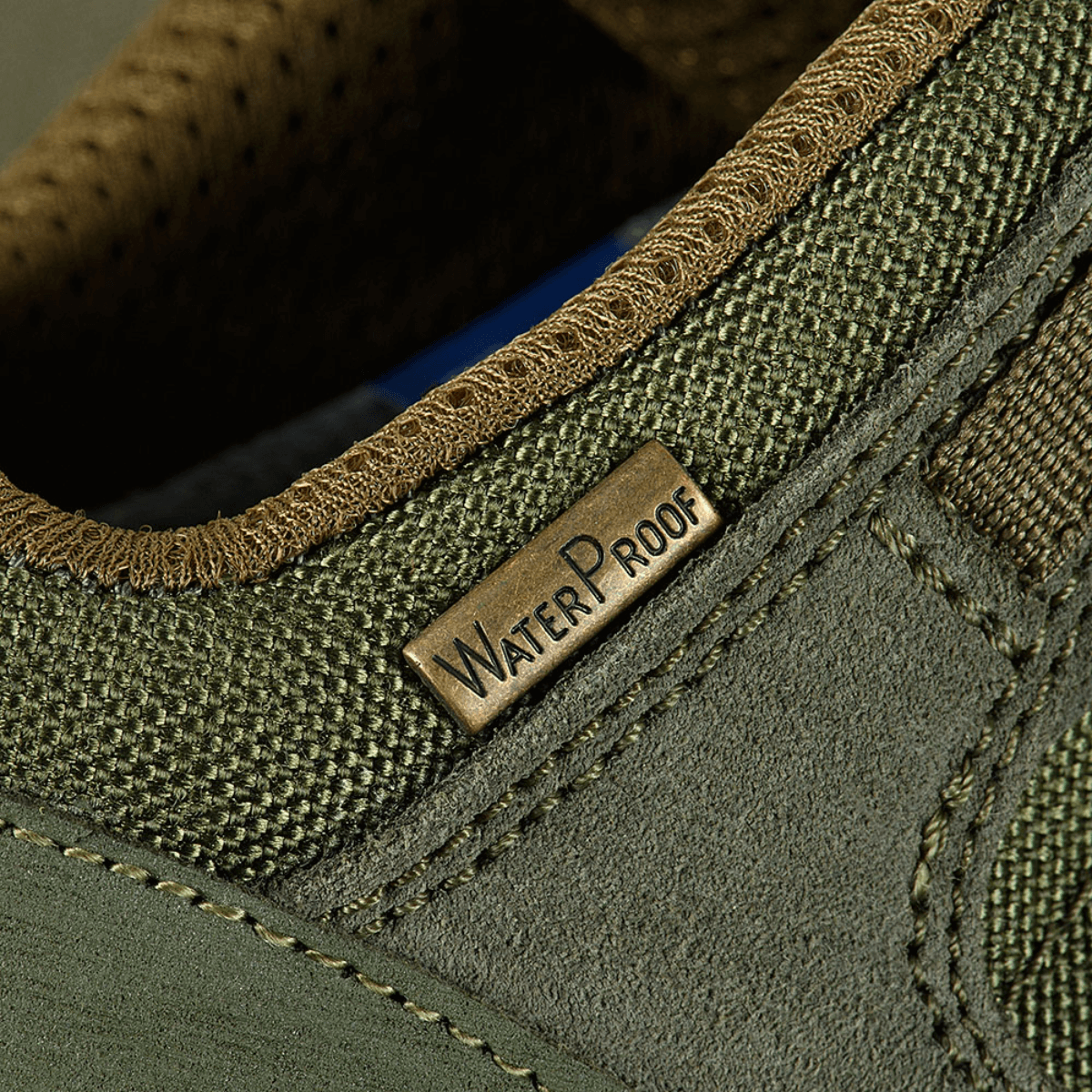 Detaljeret visning af Tactical Sneakers Demi-Season – Let og komfortabel med vandtæt mærke, der viser slidstærkt naturlæder og Cordura