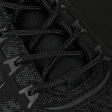 Detaljebillede af M-Tac Tactical Sneakers IVA med åndbart mesh og stærke snørebånd for holdbarhed og ventilation.