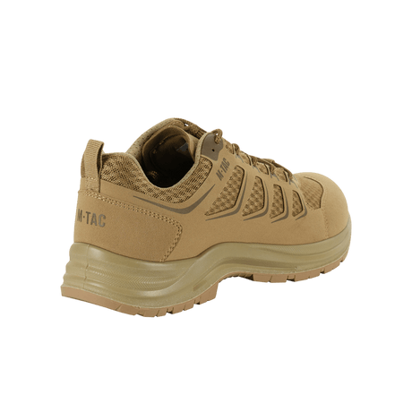 M-Tac Tactical Sneakers IVA er lette, ventilerede sneakers til sommerbrug med åndbar mesh og slidstærk konstruktion.