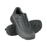 M-Tac Tactical Sneakers IVA i grå, lette og ventilerede sko til udendørs brug, ideelle til trekking og hverdagsaktiviteter.
