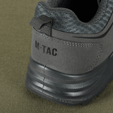 M-Tac Tactical Sneakers IVA set bagfra, lette og slidstærke, ideelle til sommer outdoor-aktiviteter og trekking med åndbar mesh-overdel.
