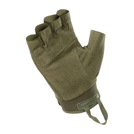 M-Tac Fingerløse Handsker Assault Tactical Mk.3 med forstærket håndflade og velcro, designet til våbenhåndtering.
