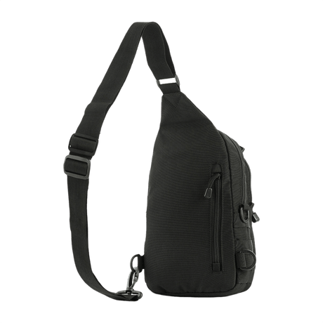 M-Tac Assistant Taske med justerbar strop og MOLLE-paneler, perfekt til daglig brug. Kompakt rygsæk i 600D-materiale.