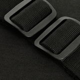 Nærbillede af spænder på M-Tac Assistant Taske, der viser kvaliteten og holdbarheden af stropmaterialet til daglig brug.