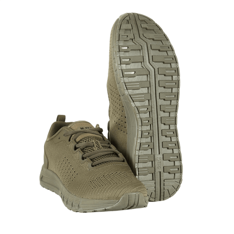 M-Tac Summer Light Sneakers - taktiske sommersko med let design og holdbart EVA-gummi sål mønster for optimalt greb og komfort.