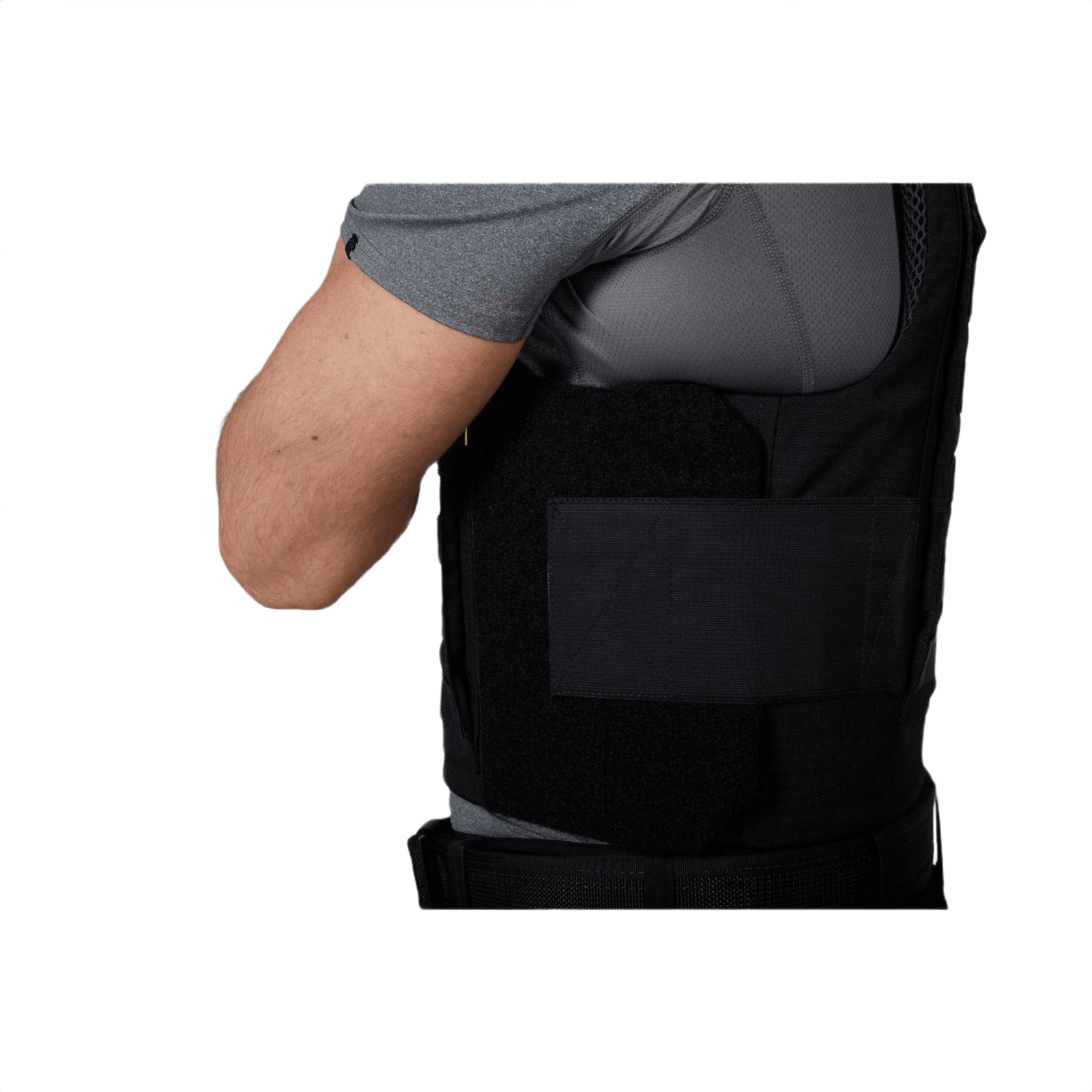 Person iført Anorak Chromium® Duty III-M Skudsikker Vest med Level IIIA beskyttelse, ideel til politibetjente og Kystvagten.