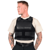 Elite Armor RX2 Stik & Skudsikker Vest – mand iført vest, frontvisning.