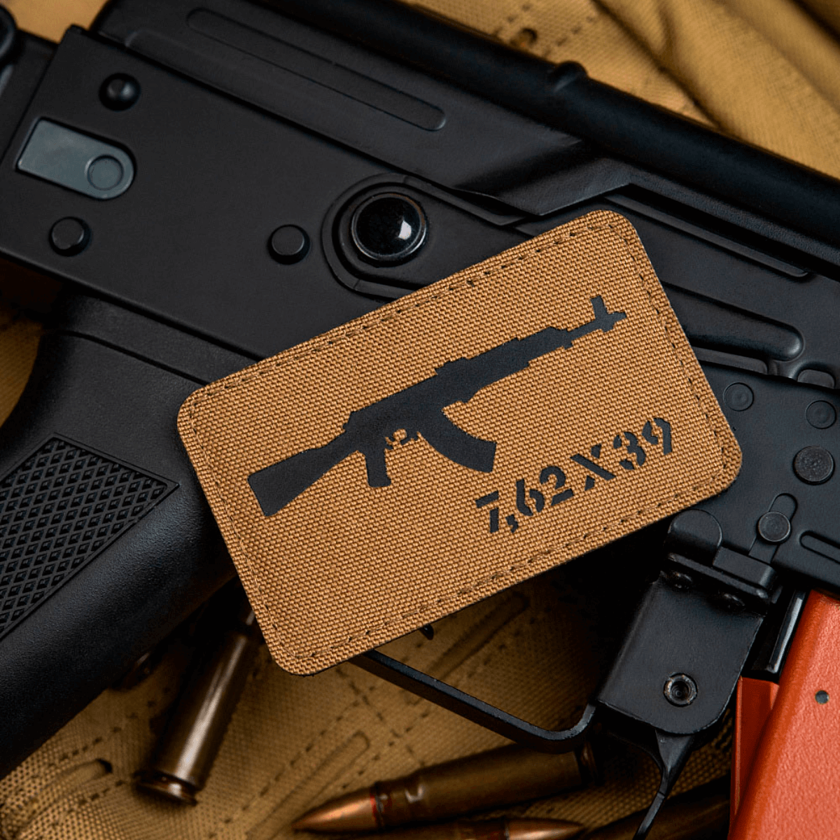 M-Tac AKM 7,62x39 Laser Cut Patch med Velcro til taktisk beklædning og udstyr, holdbart Cordura 500D materiale, 80x50 mm.
