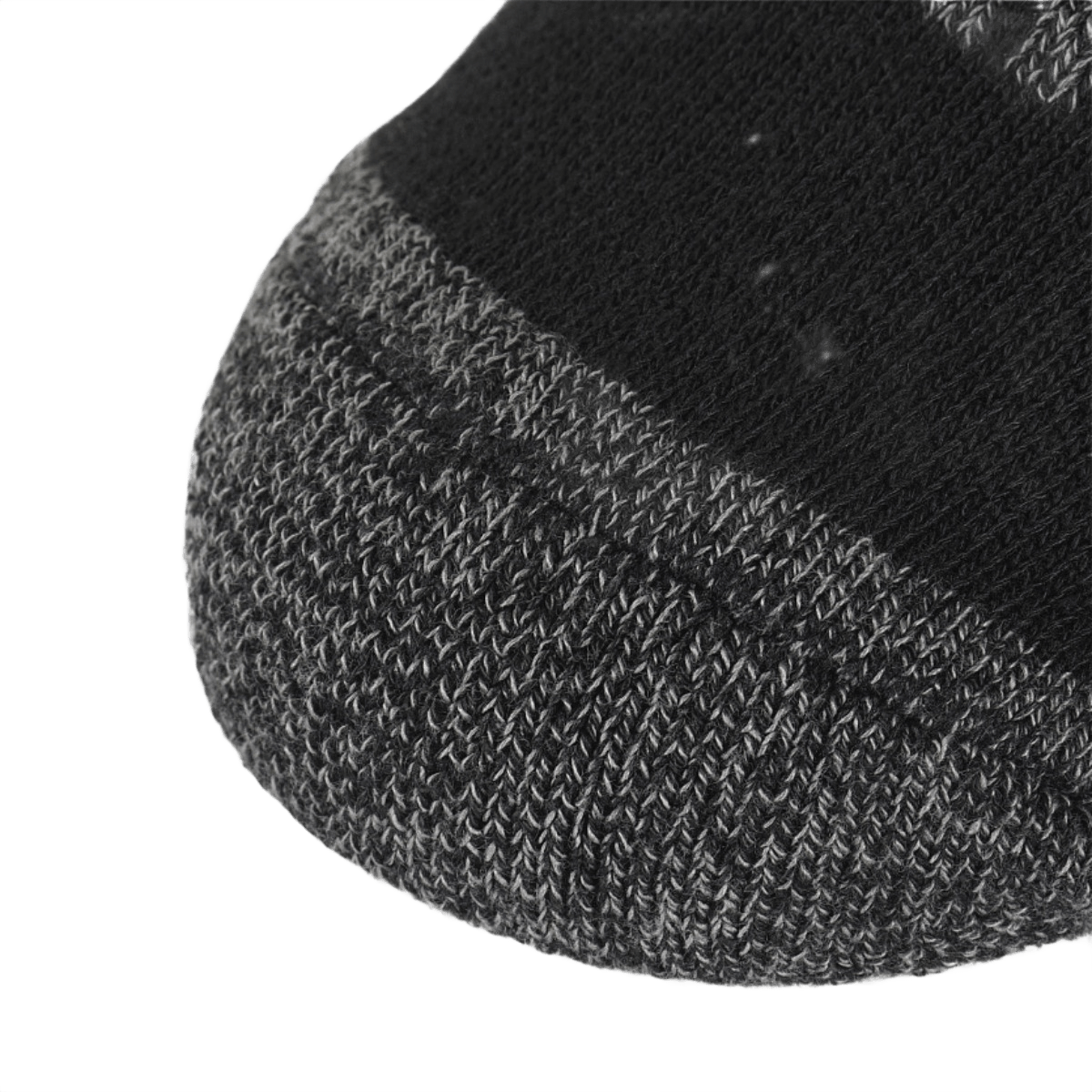 Nærbillede af M-Tac Coolmax 75% Lange Sokker, fokuseret på den tætte elastiske manchet og termoregulerende materiale.