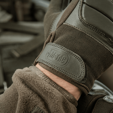 M-Tac Handsker Assault Tactical Mk.2 med justerbar velcro og læderindsats for optimalt greb og beskyttelse. Perfekt til taktisk brug.