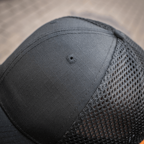 M-Tac Mesh Flex Ripstop Baseball Cap med ripstop-front og mesh-paneler for optimal ventilation og komfort til udendørs brug.