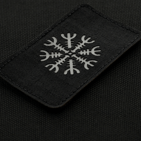 M-Tac Patch Helm of Horror Vandret Laser Cut med ægishjálmur, lavet af holdbar Cordura 500D, fastgøres med Velcro.