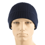 M-Tac Watch Cap 100% Akryl i marineblå, strikket hue til koldt vejr, lav profil og dobbelt opslag for ekstra varme. Industristrik akryl materiale.