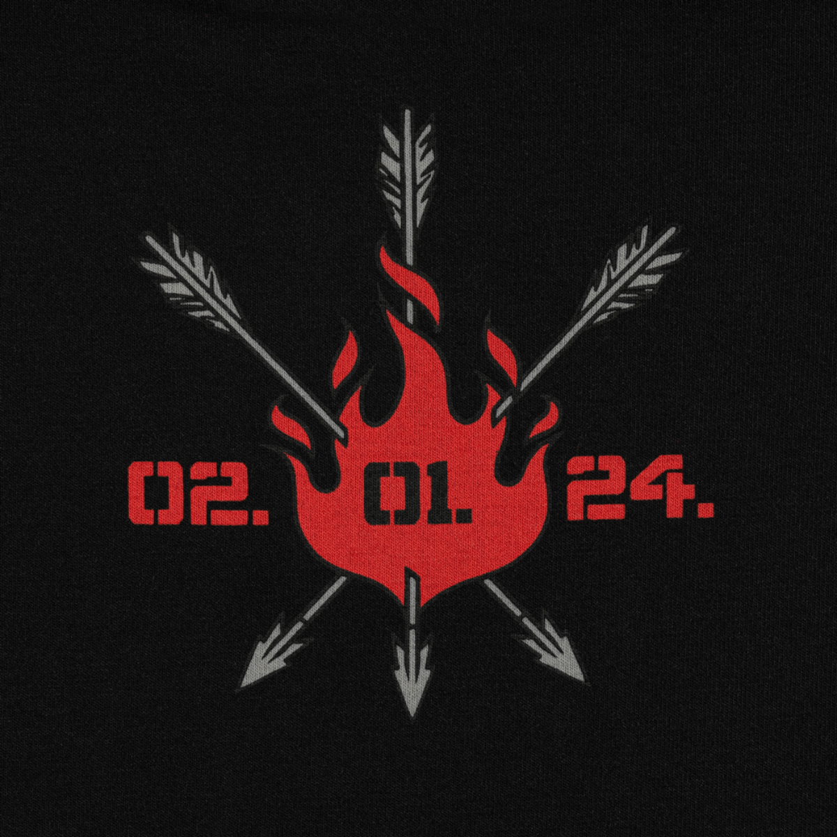 M-Tac T-Shirt Phoenix med flammer, krydsede pile og datoen 02.01.24, symboliserer genfødsel og styrke, design på ryggen.