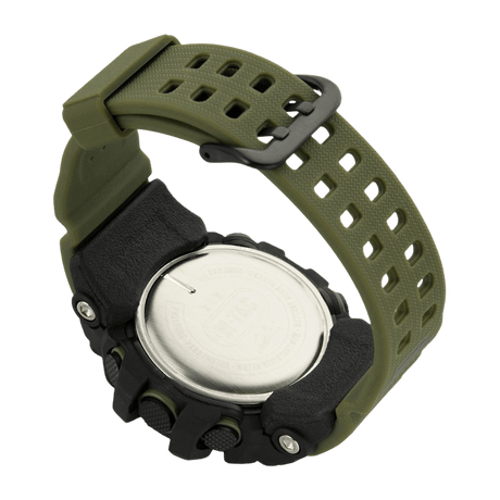 M‑Tac Taktisk Adventure Ur med robust grøn urrem og rustfri stålkant, ideel til outdoor og militærbrug, set fra bagsiden.