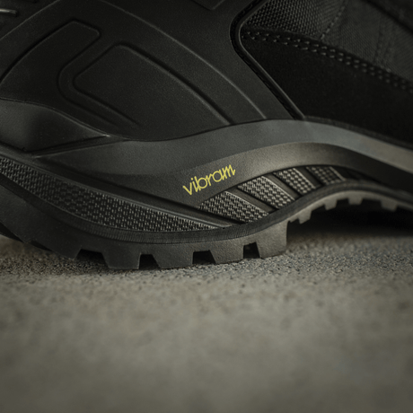 M-Tac Taktiske Demi-Season Støvler Pro Line med patenteret Vibram-sål for optimal greb og stabilitet på alle overflader.