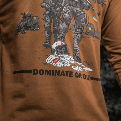 Grafik på M-Tac T-Shirt UA Side Langærmet med "Dominate or Die" slogan og soldatermotiv