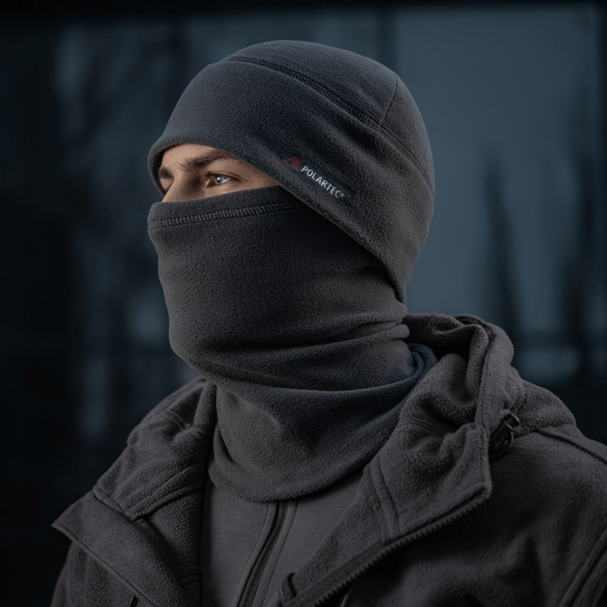 M-Tac Tube Scarf Polartec - varmt multifunktionelt halstørklæde i Polartec fleece, ideel til udendørs aktiviteter i kolde årstider.