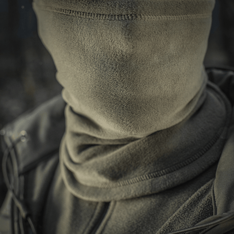 M-Tac Tube Scarf Polartec multifunktionelt halstørklæde i Polartec Micro Series fleece, ideel til udendørs aktiviteter og kolde årstider.