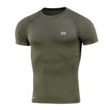 M-Tac T-shirt Ultra Light Polartec i olivengrøn farve. Lavet i Power Dry® materiale, perfekt til træning og outdoor. Reflekterende logo.