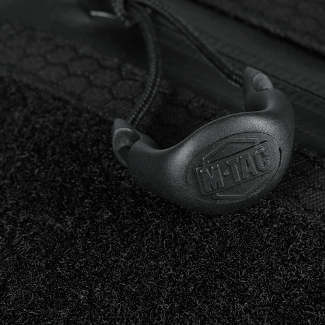 Detaljebillede af M-Tac Sling Pistol Taske Elite Hex med Velcro med tæt på lynlås.